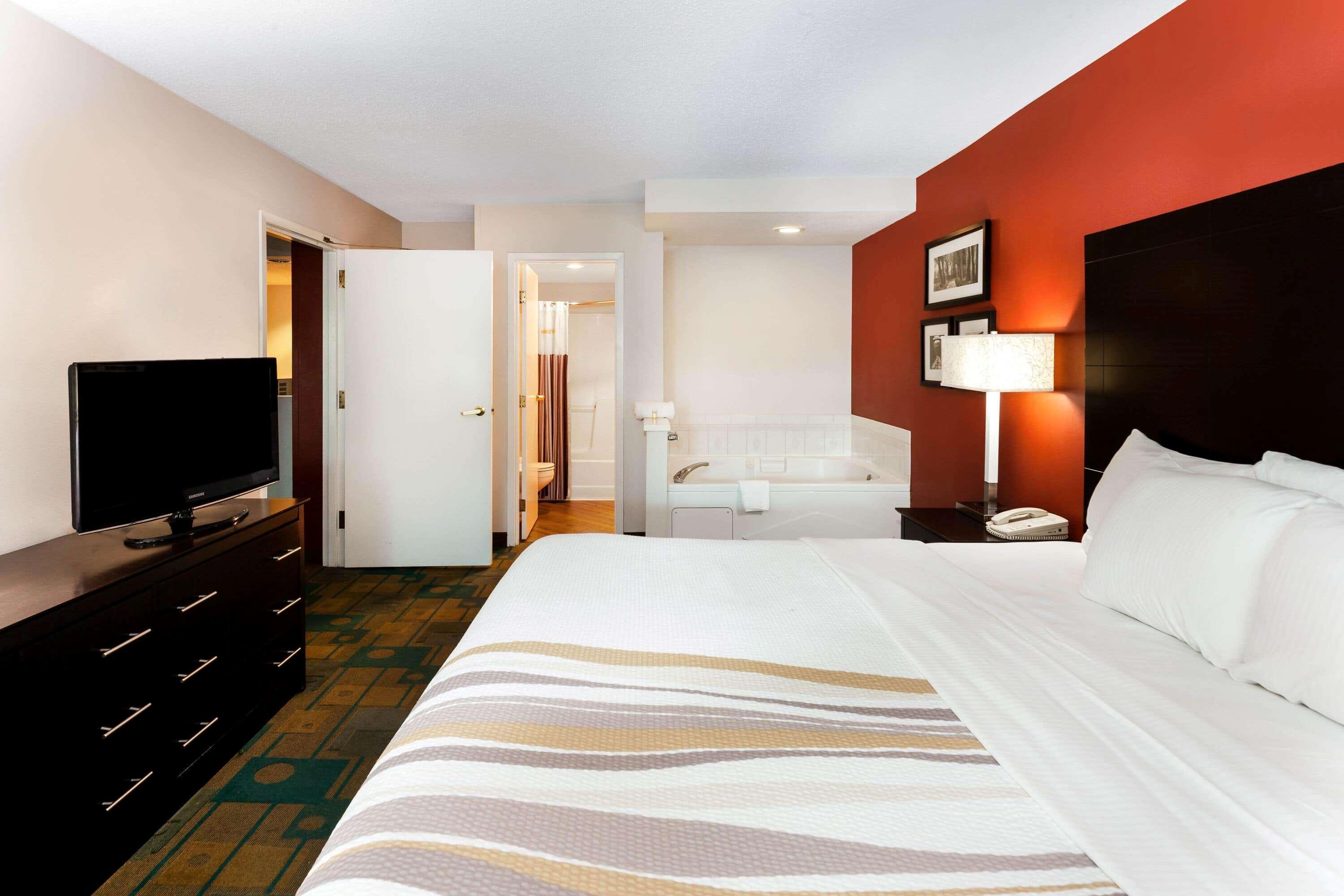 La Quinta By Wyndham Milwaukee Bayshore Area Glendale Bagian luar foto