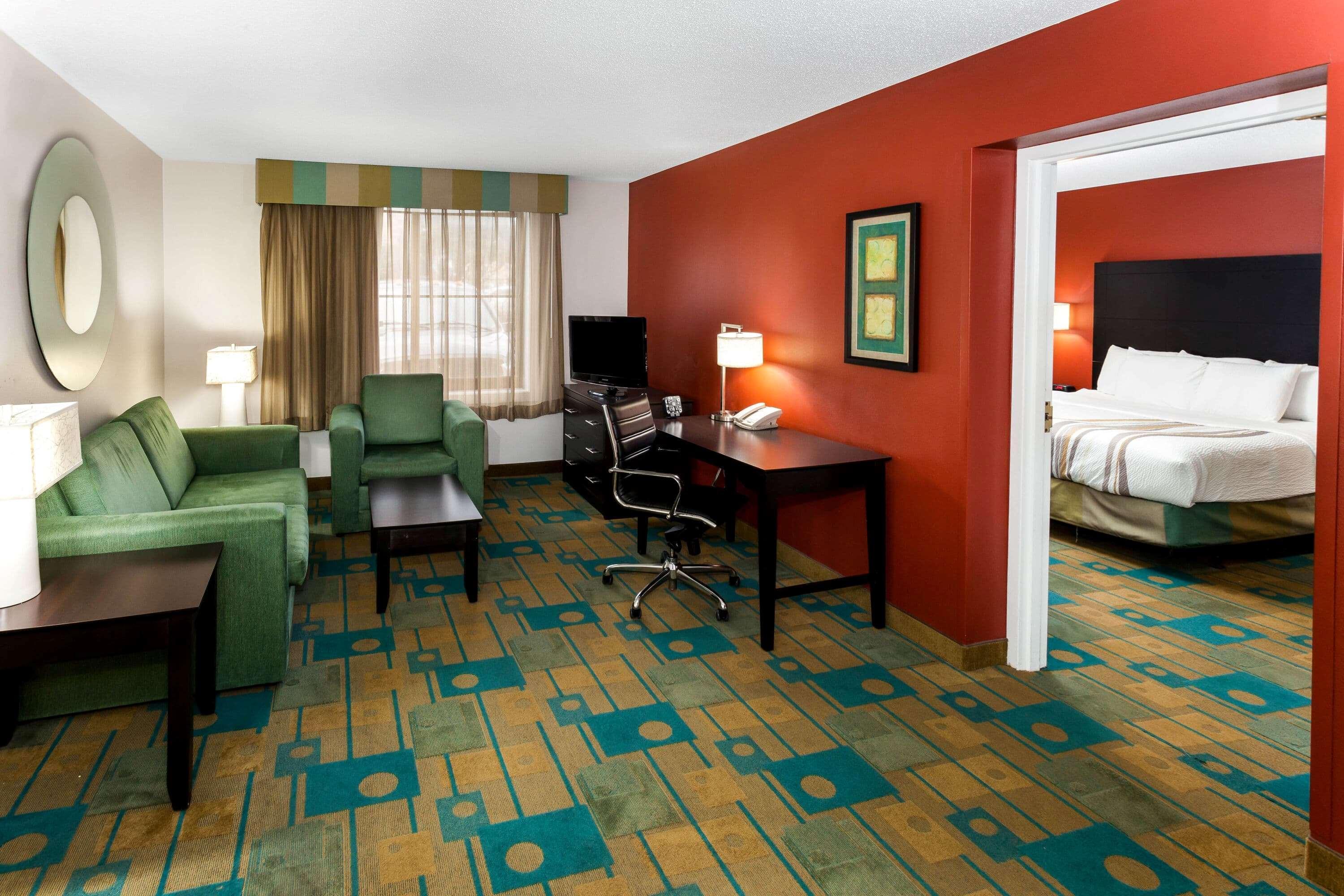 La Quinta By Wyndham Milwaukee Bayshore Area Glendale Bagian luar foto